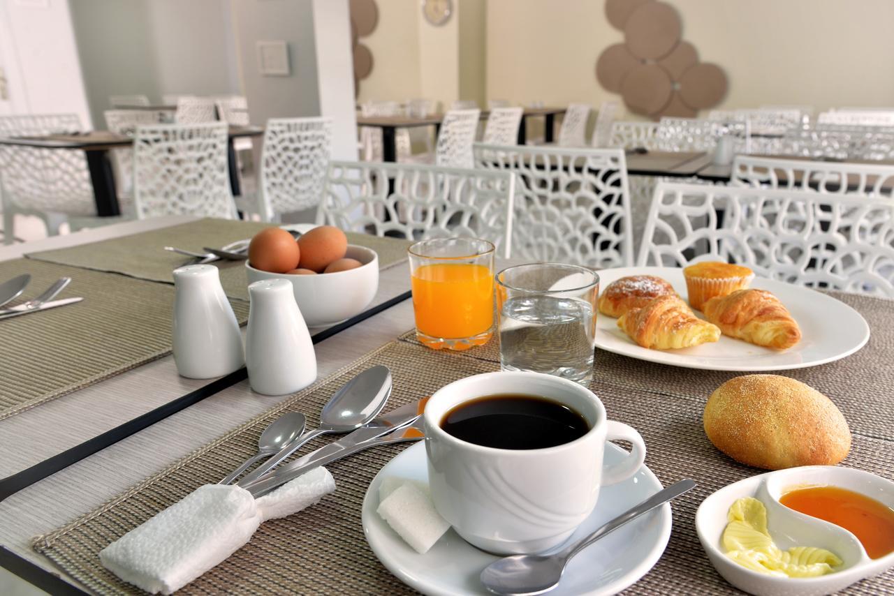 Hotel Rio Καζαμπλάνκα Εξωτερικό φωτογραφία